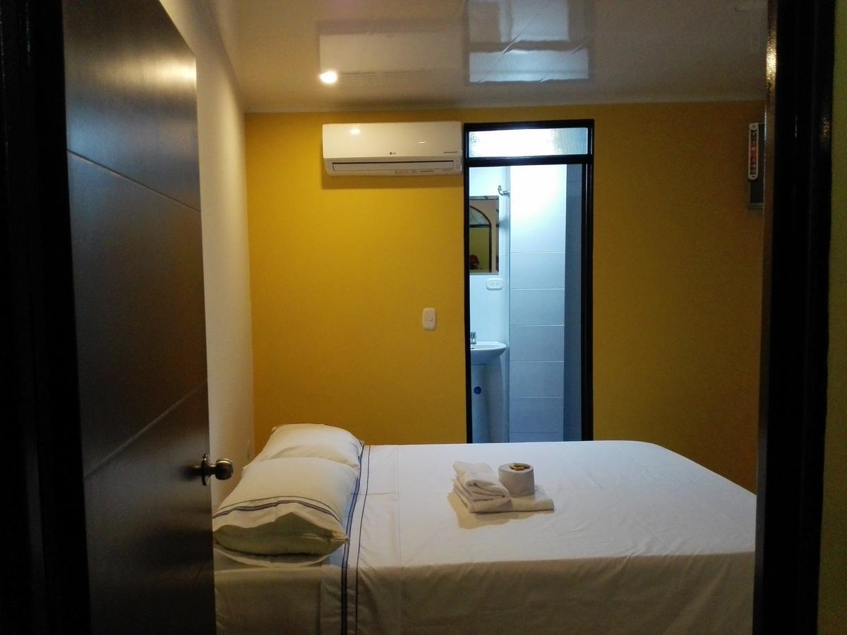 Hotel Espanol Neiva ネイバ エクステリア 写真